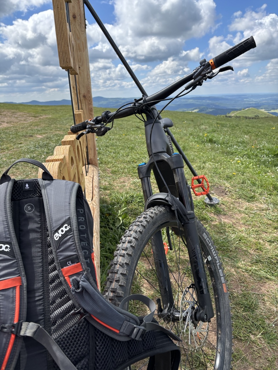 E‑Bike und Bio‑Bike in der Natur